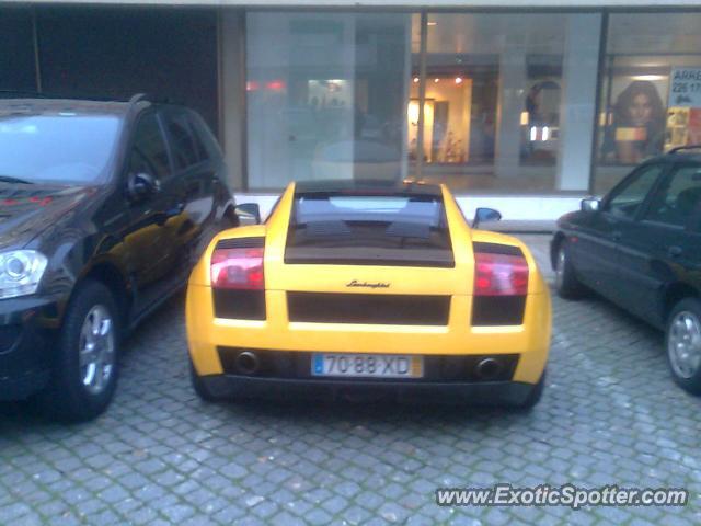 Lamborghini Gallardo spotted in Porto, Portugal