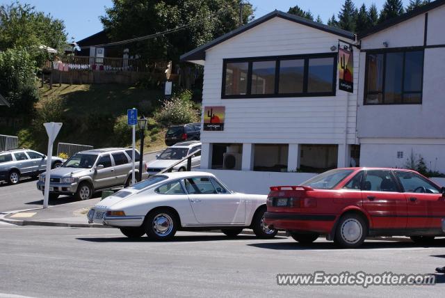 Porsche 911 spotted in Wanaka, New Zealand