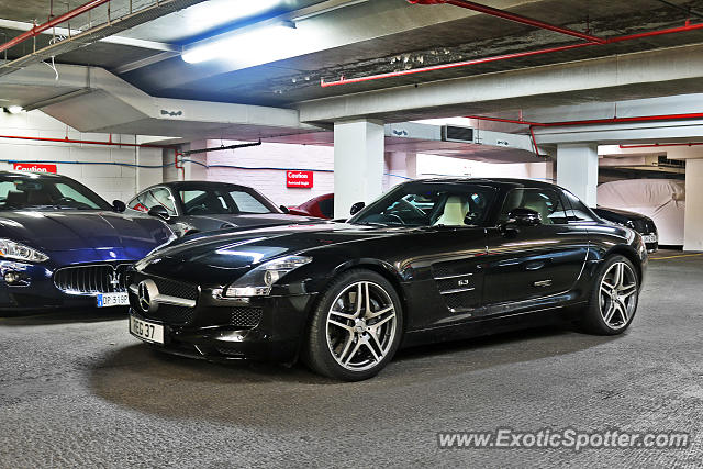 Mercedes SLS AMG spotted in London, United Kingdom