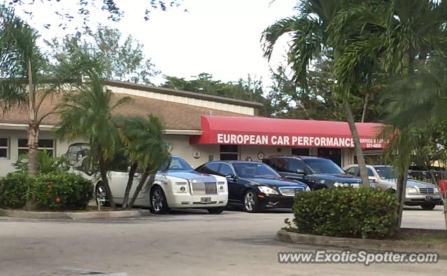 Rolls-Royce Phantom spotted in Stuart, Florida