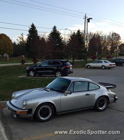 Porsche 911 spotted in West Des Moines, Iowa