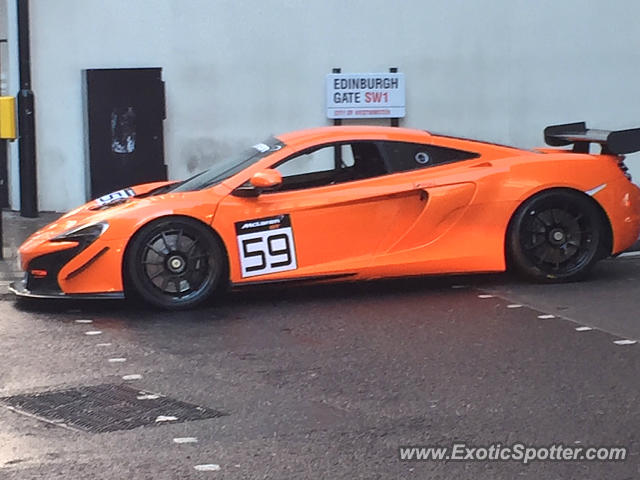 Mclaren 650S spotted in London, United Kingdom