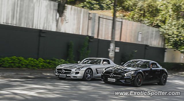 Mercedes SLS AMG spotted in São Paulo, Brazil