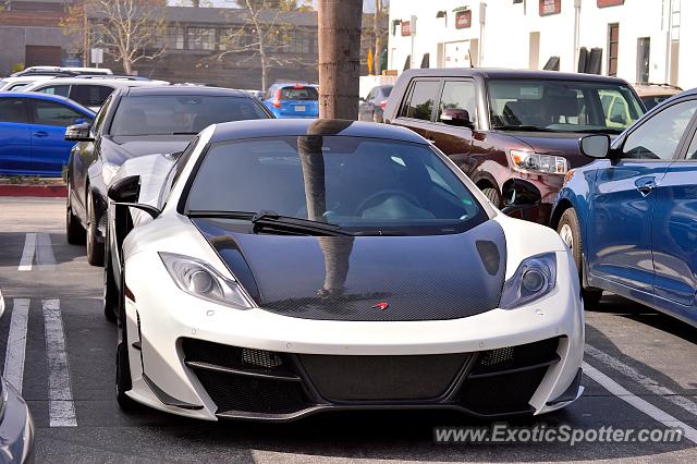 Mclaren MP4-12C spotted in Malibu, California