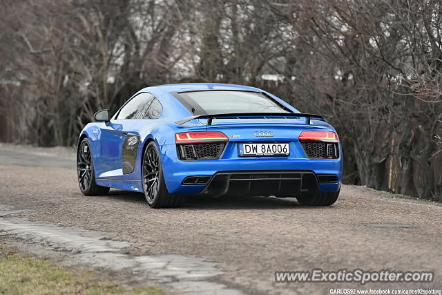 Audi R8 spotted in Warsaw, Poland