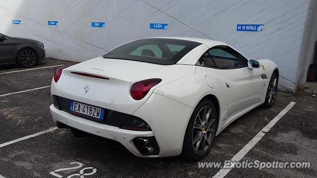Ferrari California spotted in Udine, Italy