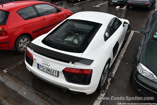 Audi R8 spotted in Warsaw, Poland