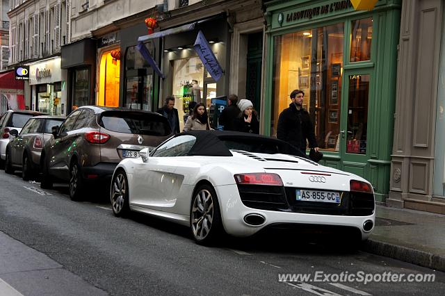 Audi R8 spotted in Paris, France