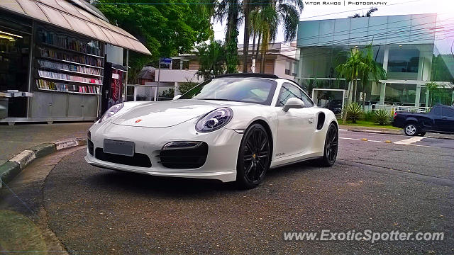 Porsche 911 Turbo spotted in São Paulo, Brazil