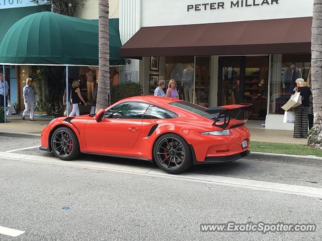 Porsche 911 GT3 spotted in Palm Beach, Florida