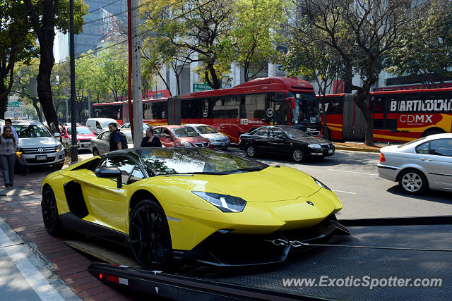 Lamborghini Aventador spotted in Mexico City, Mexico