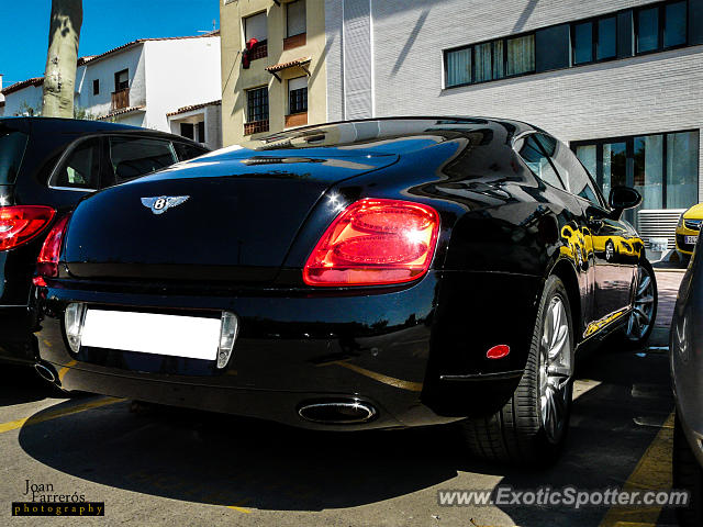 Bentley Continental spotted in Empuriabrava, Spain