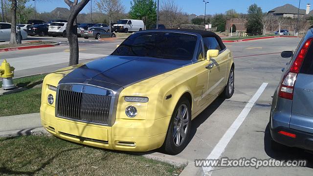 Rolls-Royce Phantom spotted in Frisco, Texas