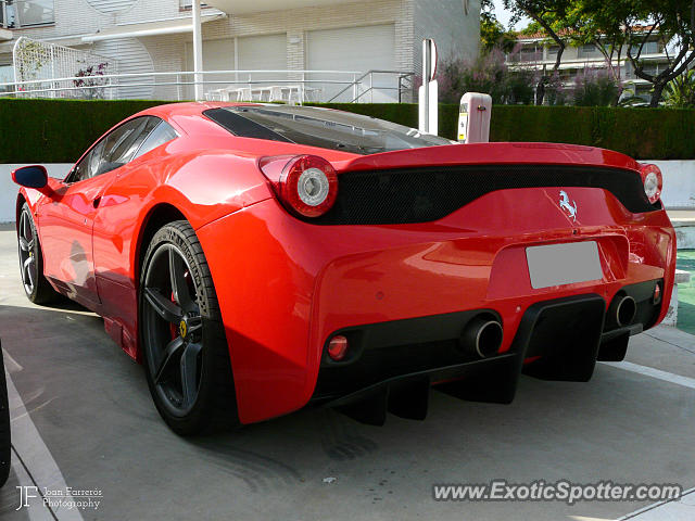 Ferrari 458 Italia spotted in Platja d'Aro, Spain