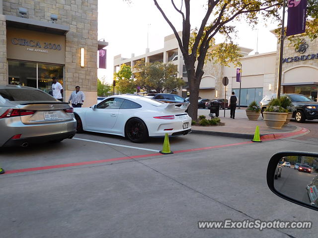 Porsche 911 GT3 spotted in Frisco, Texas