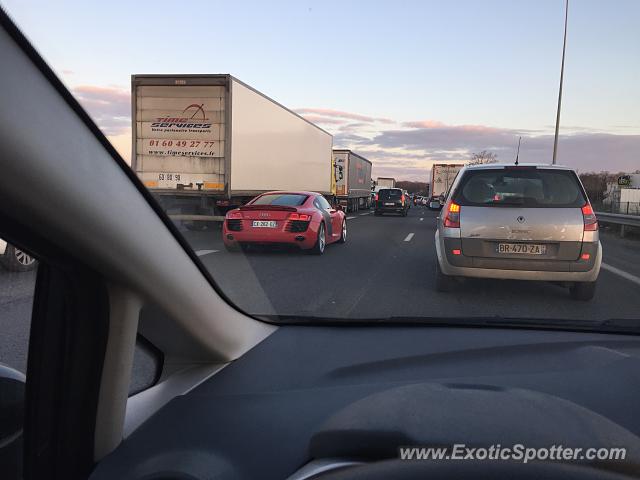 Audi R8 spotted in Pontault-Combaul, France