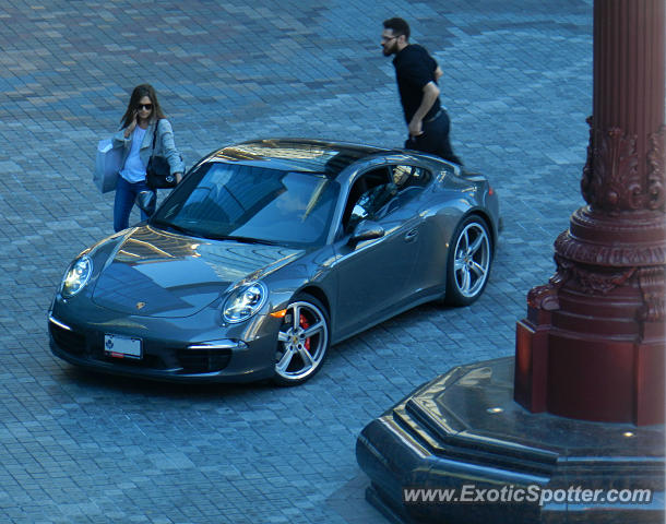 Porsche 911 spotted in Toronto, Canada