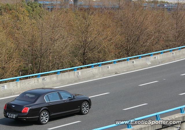 Bentley Flying Spur spotted in Shanghai, China