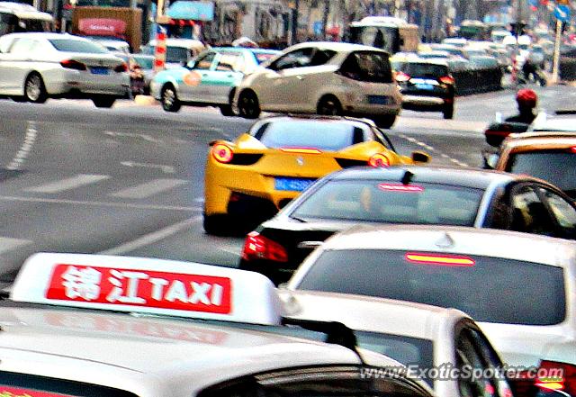 Ferrari 458 Italia spotted in Shanghai, China