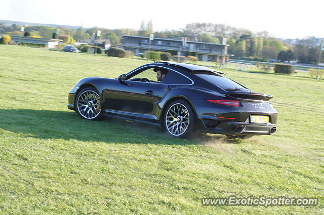 Porsche 911 Turbo spotted in Paris, France