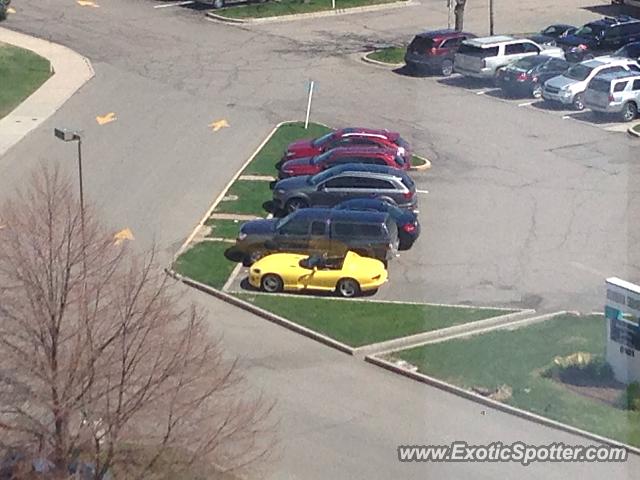 Dodge Viper spotted in Green Wood Vill., Colorado