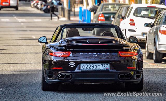 Porsche 911 Turbo spotted in Alicante, Spain