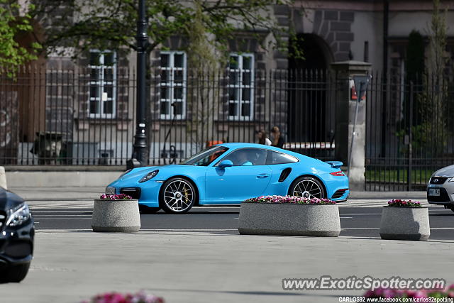 Porsche 911 Turbo spotted in Warsaw, Poland