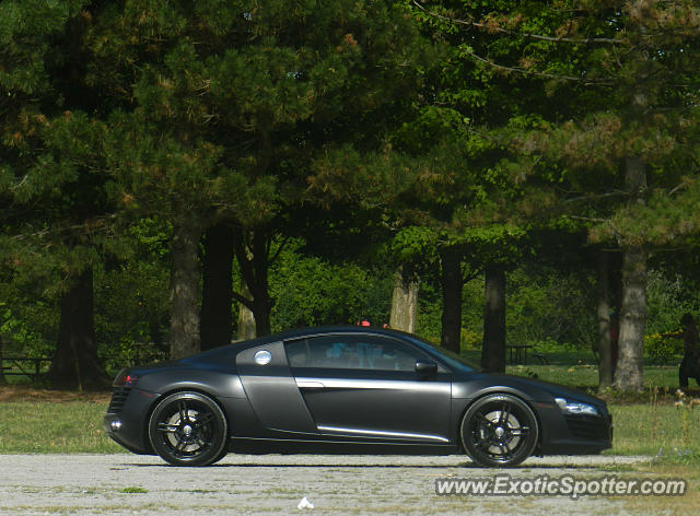 Audi R8 spotted in Oakville, Canada