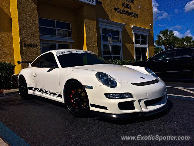 Porsche 911 GT3 spotted in Fort Myers, Florida