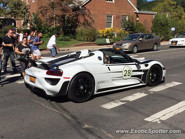 Porsche 918 Spyder spotted in Glen Cove, New York