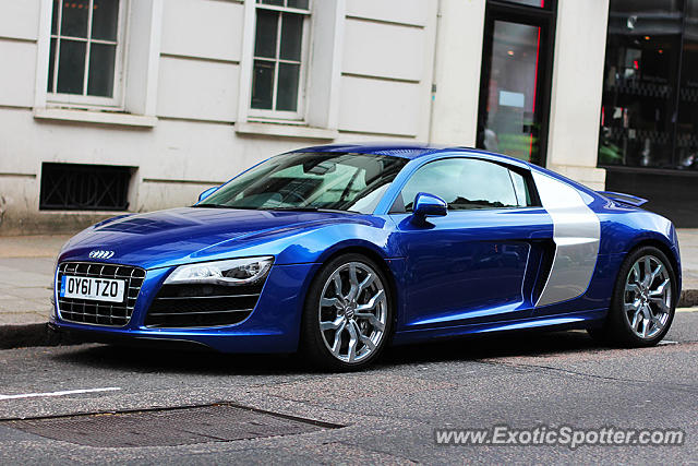 Audi R8 spotted in London, United Kingdom