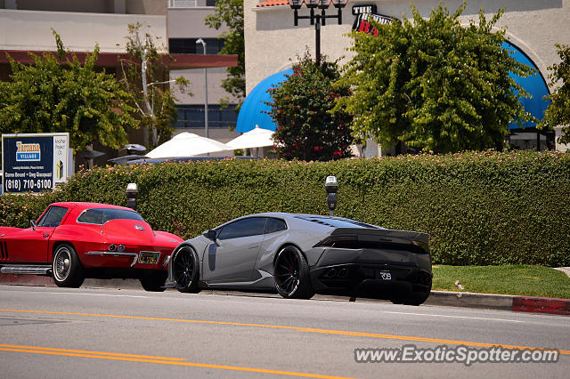 Lamborghini Huracan spotted in Tarzana, California