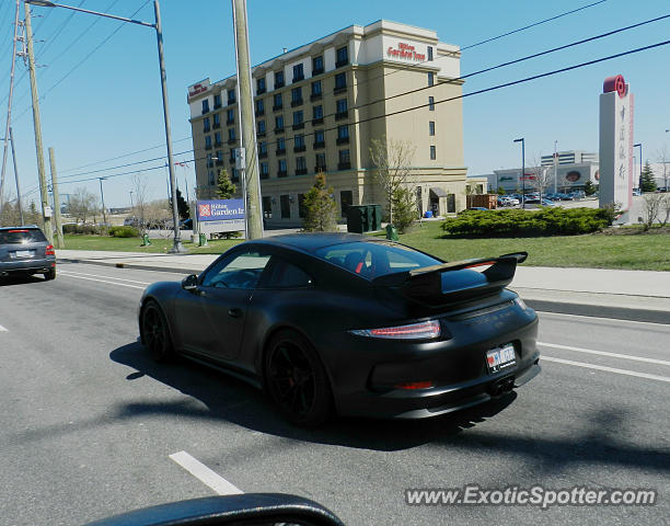 Porsche 911 GT3 spotted in Toronto, Canada