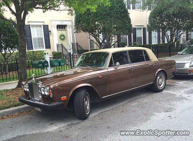 Rolls-Royce Silver Shadow spotted in Celebration, Florida
