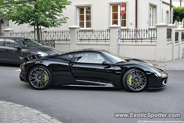 Porsche 918 Spyder spotted in Warsaw, Poland