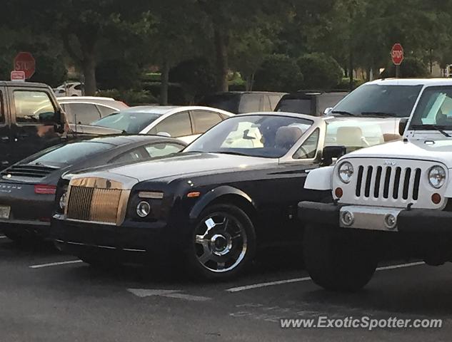 Rolls-Royce Phantom spotted in Orlando, Florida