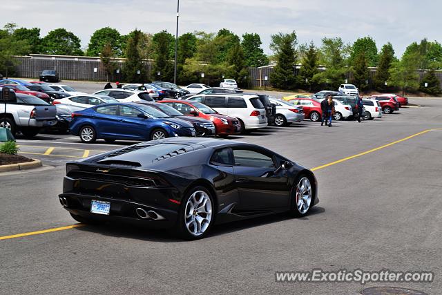 Lamborghini Huracan spotted in Bolingbrook, Illinois