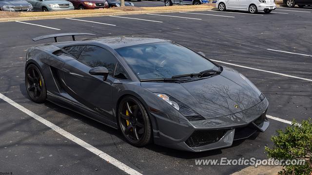 Lamborghini Gallardo spotted in Cornelius, North Carolina