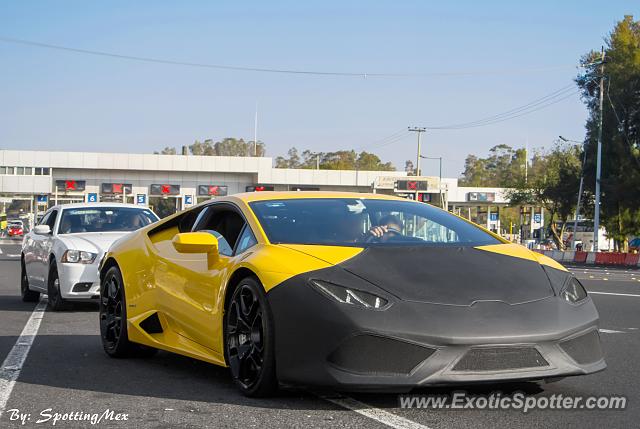 Lamborghini Huracan spotted in Mexico City, Mexico