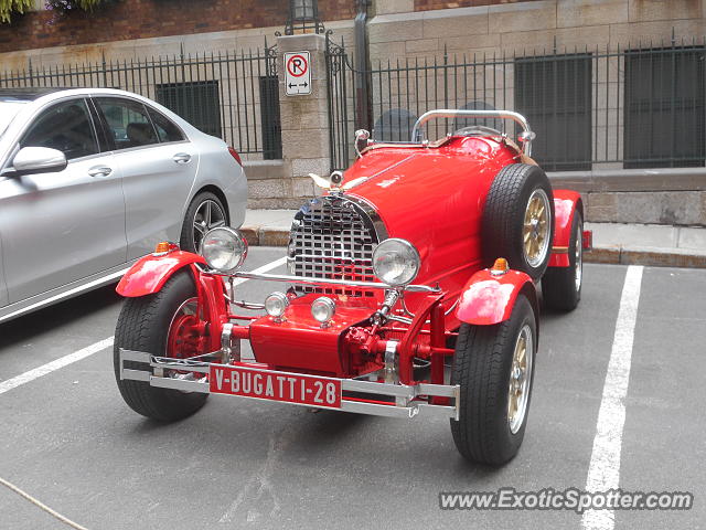 Other Vintage spotted in Old Québec, Canada