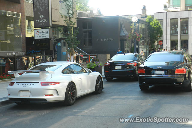 Porsche 911 GT3 spotted in Toronto, Canada