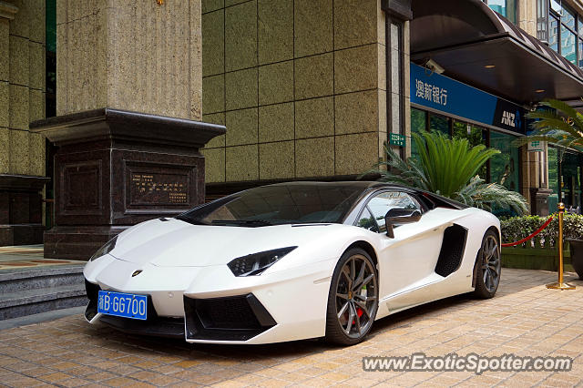 Lamborghini Aventador spotted in Shanghai, China