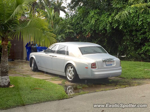 Rolls-Royce Phantom spotted in Fort Lauderdale, Florida