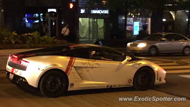 Lamborghini Gallardo spotted in Chicago, Illinois