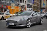 Aston Martin DB9