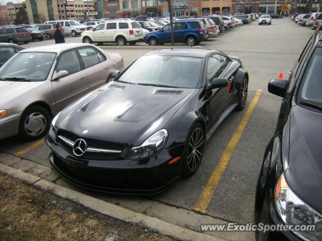 Mercedes SL 65 AMG spotted in Schaumburg, Illinois