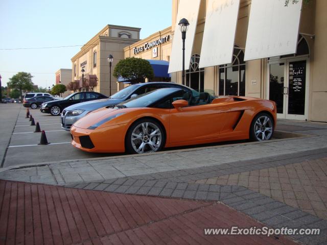 Lamborghini Gallardo spotted in Houston, Texas