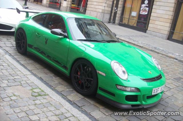 Porsche 911 GT3 spotted in Poznan, Poland