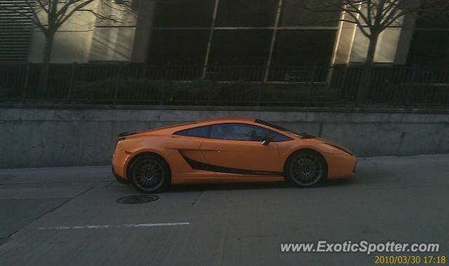 Lamborghini Gallardo spotted in Chicago, Illinois