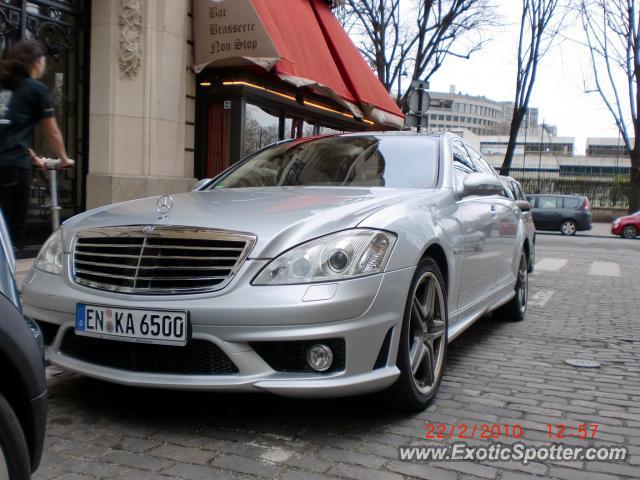 Mercedes SL 65 AMG spotted in Paris, France